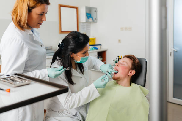 Best Emergency Tooth Extraction in Riverbend, WA